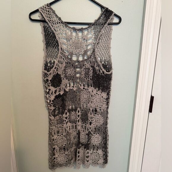 Dolce Cabo Gray Crocheted Tank Top 17PTP no size tag (N31) - Picture 2 of 7